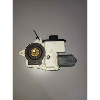 Recambio de motor elevalunas delantero izquierdo para man tgx 18.xxx 12.4 diesel referencia OEM IAM 81286016137  