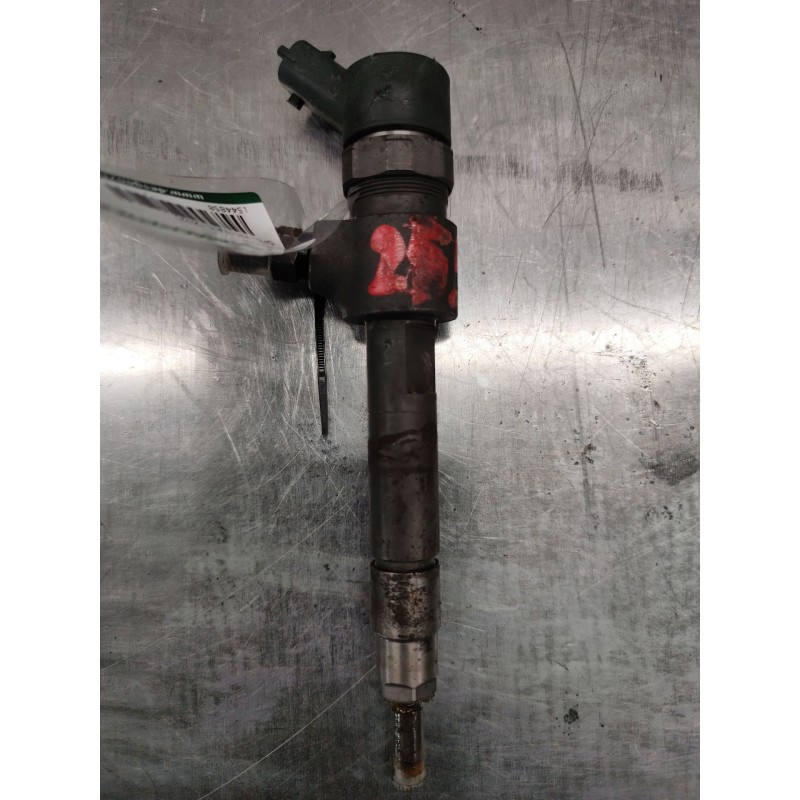 Recambio de inyector para opel vectra c (z02) 1.9 cdti (f69) referencia OEM IAM 0445110165  