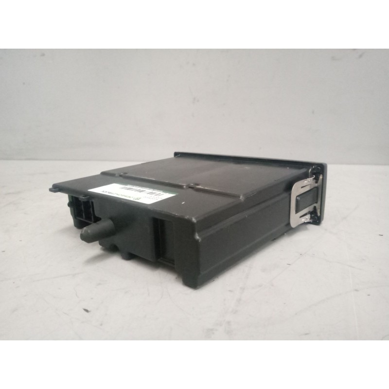 Recambio de tacografo para scania r i r 580 referencia OEM IAM SE5000  REV.7.6 - Blanco 2