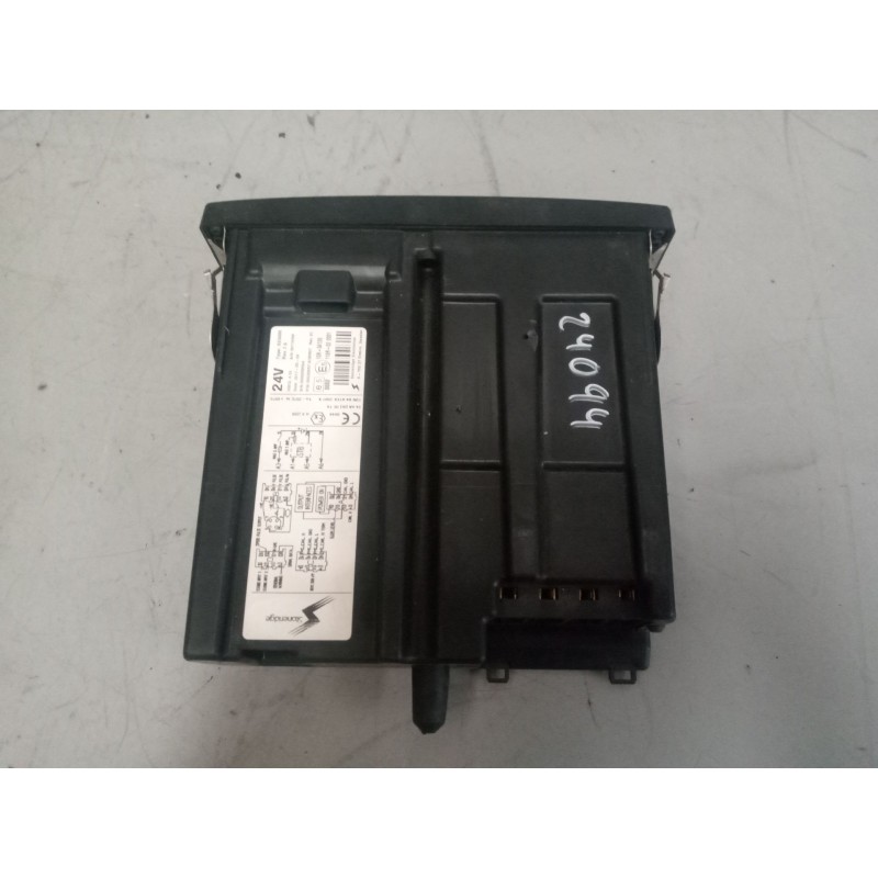 Recambio de tacografo para scania r i r 580 referencia OEM IAM SE5000  REV.7.6 - Blanco 4