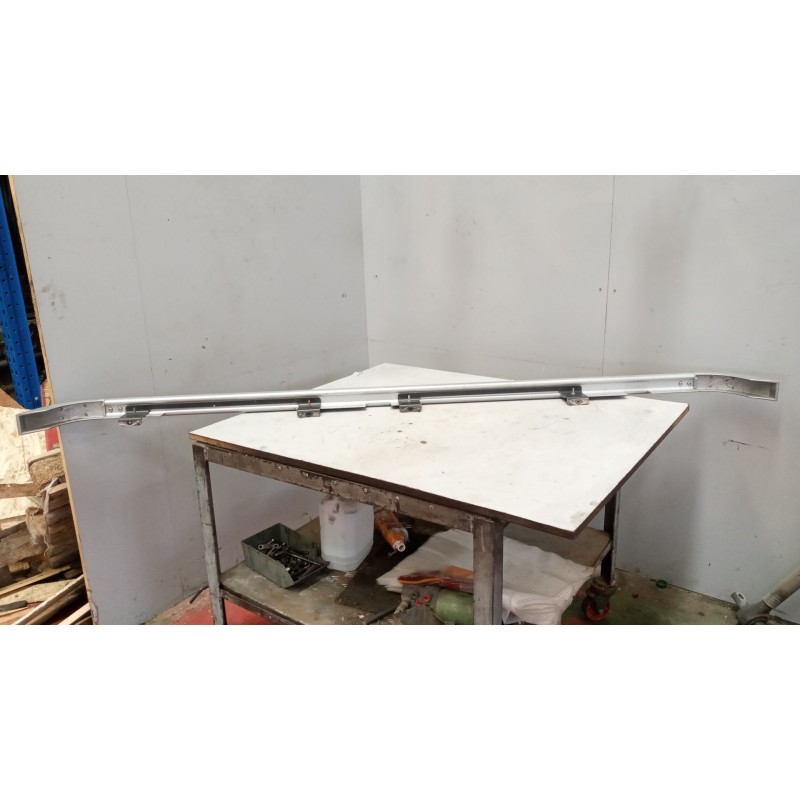 Recambio de moldura para renault magnum ab diesel referencia OEM IAM 5001875406  MOLDURA DELANTERA - Blanco 2