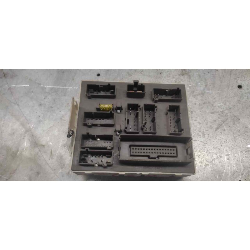 Recambio de caja reles / fusibles para ford focus turnier (cak) ghia referencia OEM IAM 2M5T14A073BD - Gris 3
