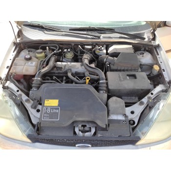 ford focus berlina (cak) del año 2001