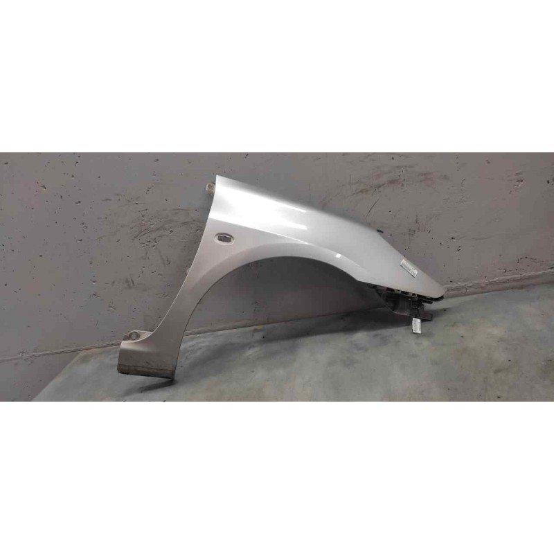 Recambio de aleta delantera derecha para peugeot 307 break/sw (s2) sw d-sign referencia OEM IAM   