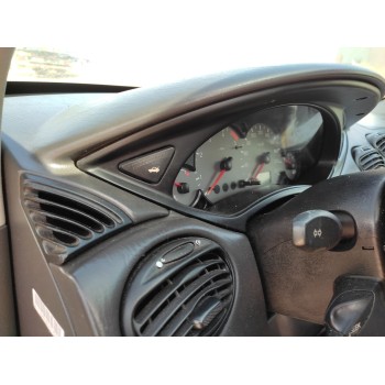 ford focus berlina (cak) del año 2001