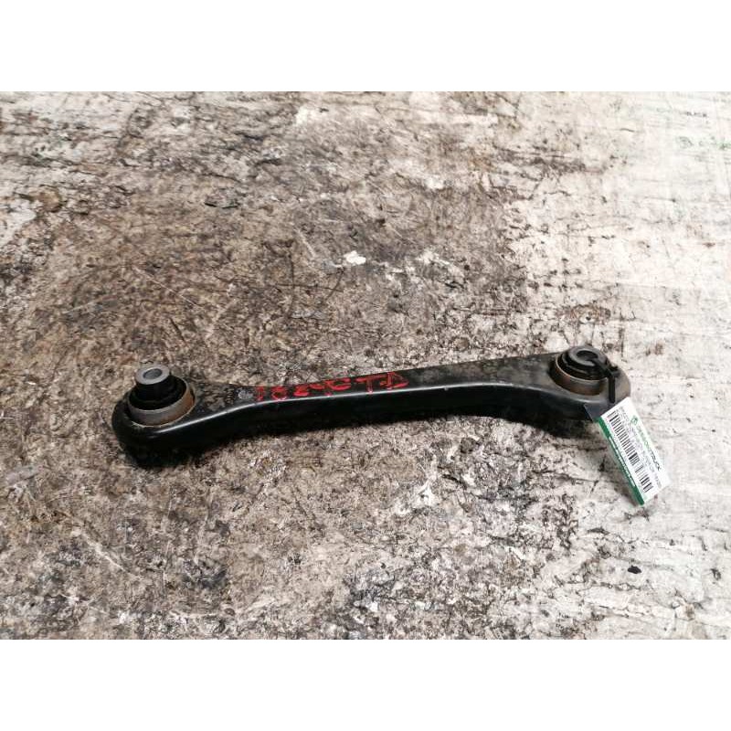 Recambio de brazo suspension superior trasero derecho para audi a3 (8p) 1.9 tdi referencia OEM IAM 1K0501530C  