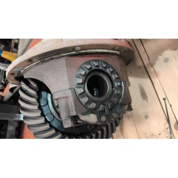 Recambio de grupo para renault dg 230.20 referencia OEM IAM  RELACION:8X39 20 ESTRIAS DE PALIER