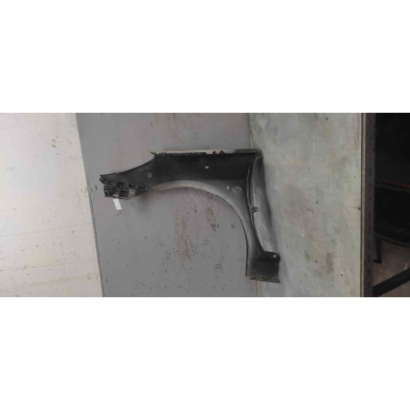 Recambio de aleta delantera derecha para peugeot 307 break/sw (s2) sw d-sign referencia OEM IAM 5