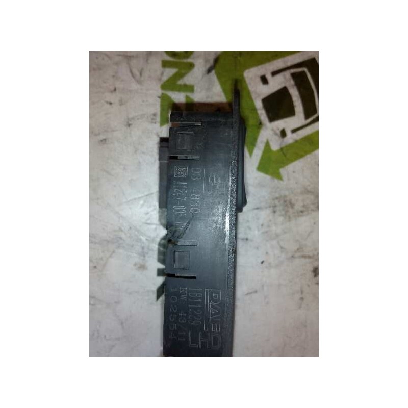 Recambio de mando elevalunas delantero derecho para daf serie xf105.460 fsa 4x2 super-space-cab referencia OEM IAM 1811229 10255 - Blanco 2