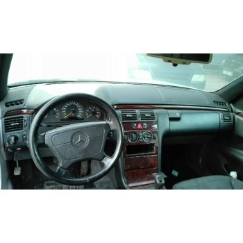 mercedes-benz clase e (w210) berlina diesel del año 1995