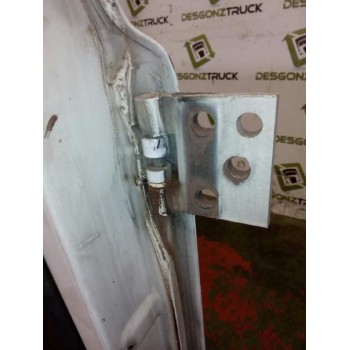 Recambio de puerta delantera izquierda para scania trucks serie 3 143 h/ 450 (450cv) referencia OEM IAM   
