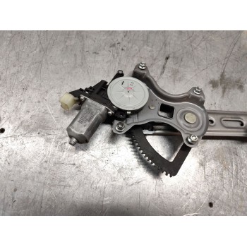Recambio de elevalunas delantero izquierdo para hyundai i20 city s referencia OEM IAM 988101J100  2 PINS