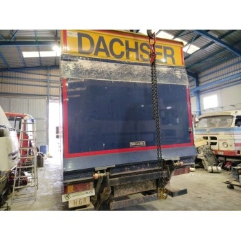 mercedes-benz atego 4 cyl. 4x2 2005  del año 2011