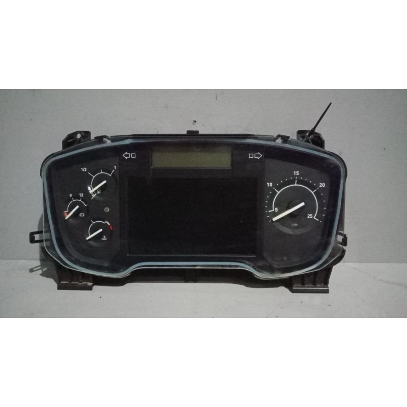 Recambio de cuadro instrumentos para renault serie t 12.8 diesel referencia OEM IAM 22166228  7422166228