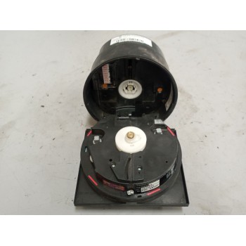 Recambio de tacografo para iveco eurocargo 100 - 110 100 e 21 (207cv) referencia OEM IAM 13182409  3639045