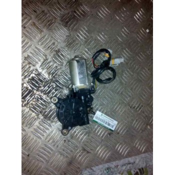 MOTOR ELEVALUNAS DELANTERO DERECHO 