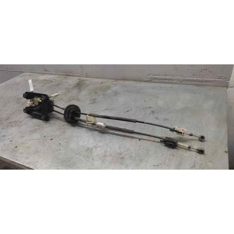 Recambio de palanca cambio para peugeot 208 style referencia OEM IAM 4