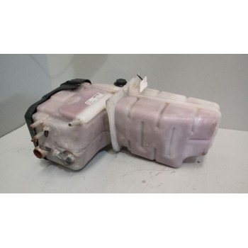 Recambio de deposito expansion para scania r i r 580 referencia OEM IAM 2401668  