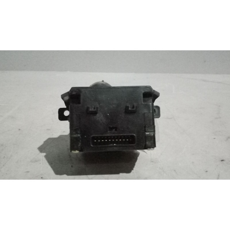 Recambio de mando cambio automatico para renault serie t 12.8 diesel referencia OEM IAM 22007399 - Blanco 2