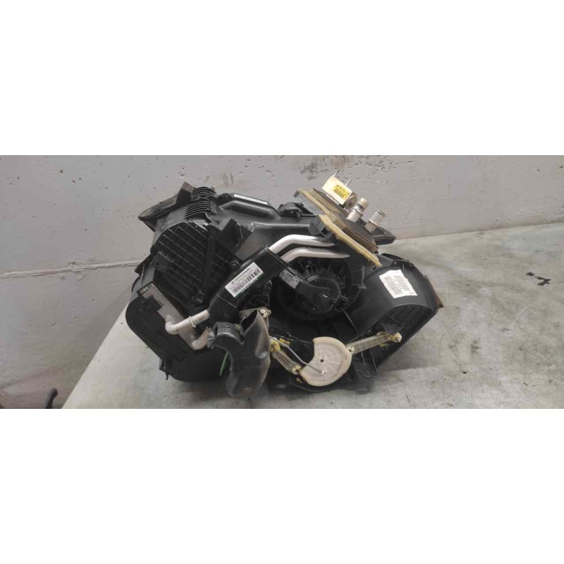 Recambio de calefaccion entera normal para ford fiesta (cb1) ambiente referencia OEM IAM 8V5119B555AG 4