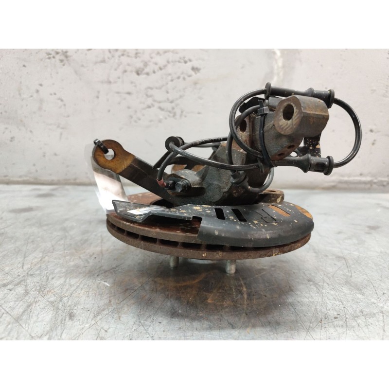 Recambio de mangueta delantera derecha para hyundai i20 city s referencia OEM IAM - Gris 2