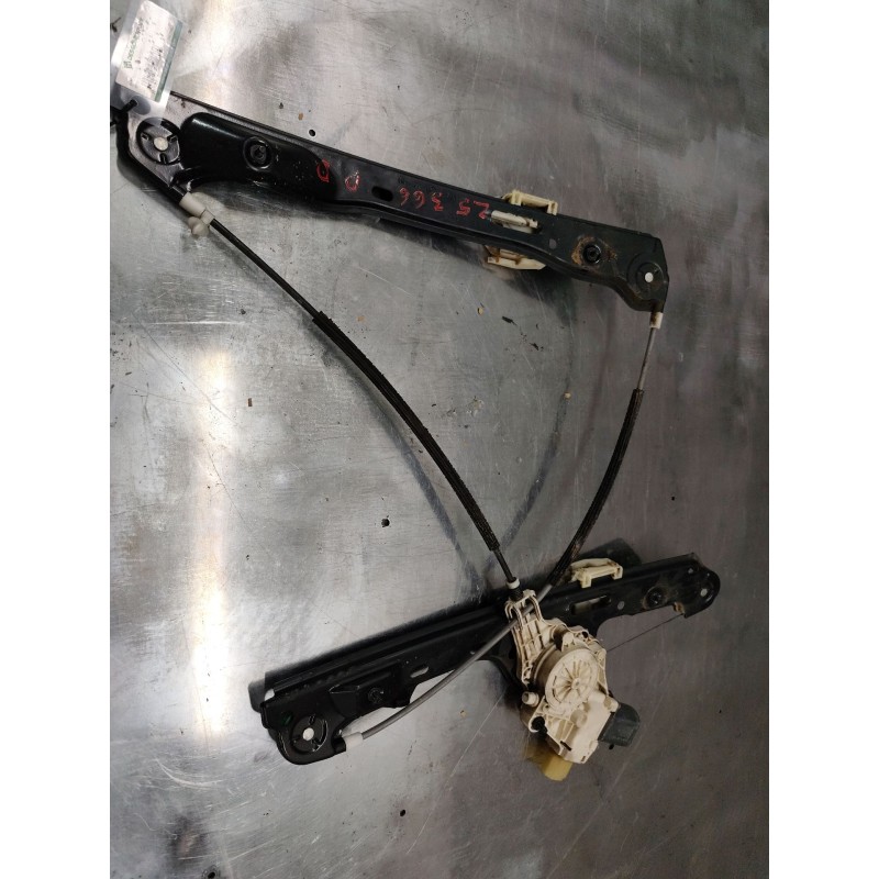 Recambio de elevalunas delantero izquierdo para bmw 1 (e81) 118 d referencia OEM IAM 7067796S  7138466E
