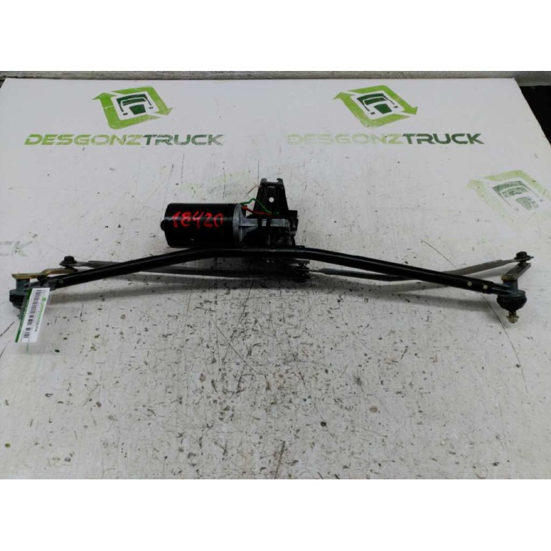 Recambio de motor limpia delantero para renault rapid/express (f40) 1.4 familiar (f402/40m) referencia OEM IAM 0390246310 BOSCH - Rojo