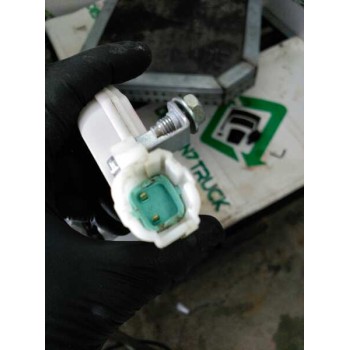 Recambio de cerradura puerta trasera derecha para nissan primera berl./familiar (p10/w10) gx berlina (a,e) referencia OEM IAM 82