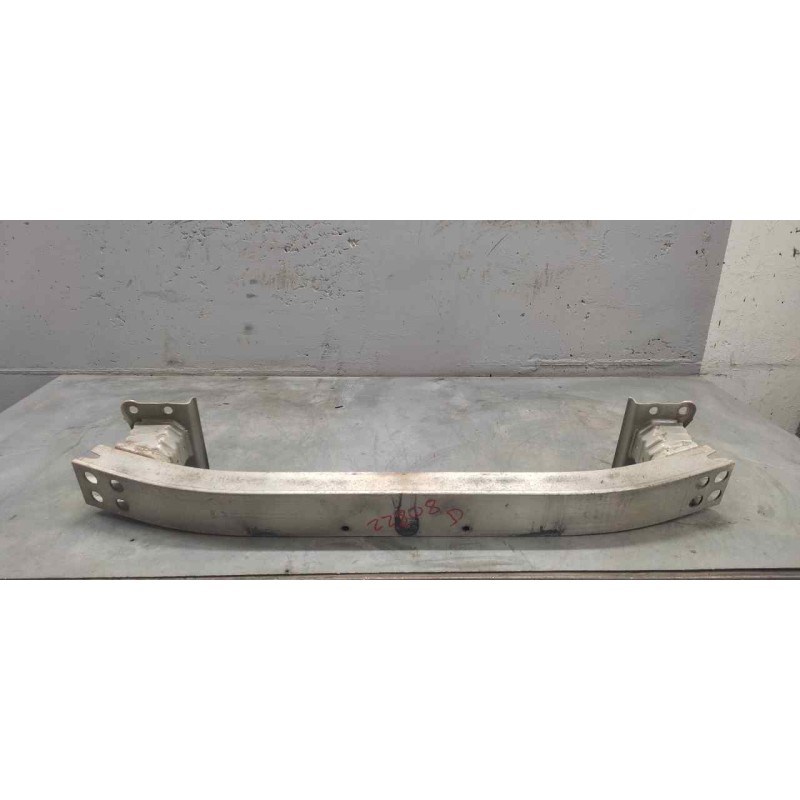 Recambio de refuerzo paragolpes delantero para toyota corolla verso (r1) 2.0 d-4d luna referencia OEM IAM