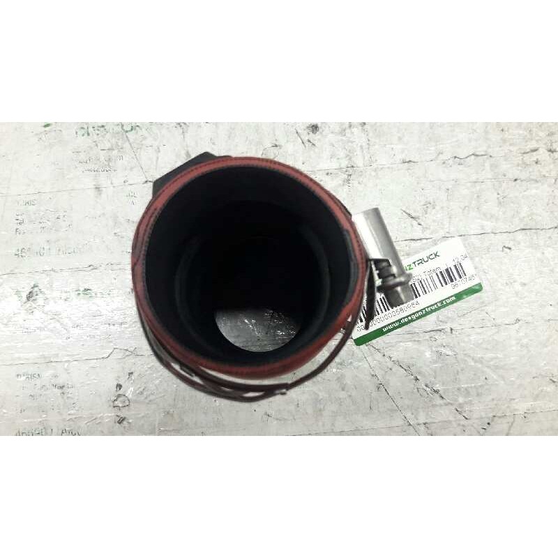 Recambio de tubo para peugeot partner (s2) totem referencia OEM IAM 9670746180 INTERCOOLER 2