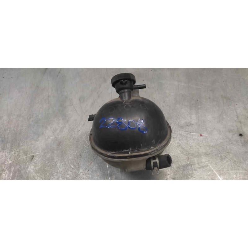 Recambio de deposito expansion para toyota corolla verso (r1) 2.0 d-4d luna referencia OEM IAM 2
