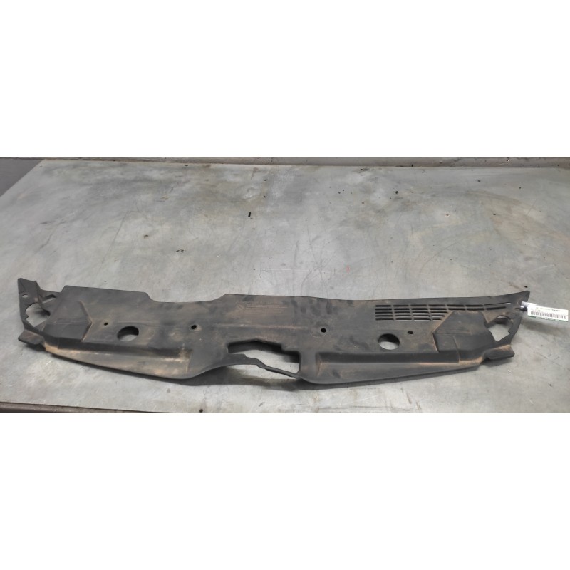 Recambio de moldura para toyota corolla verso (r1) 2.0 d-4d luna referencia OEM IAM   PARTE SUPERIOR REJILLA DELANTERA