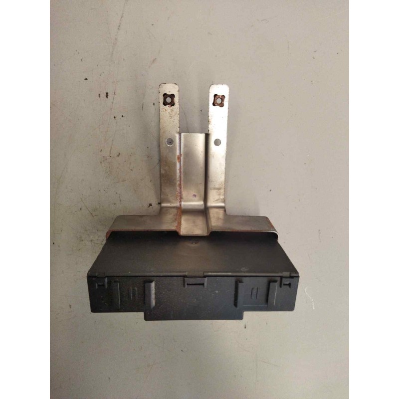 Recambio de modulo electronico para renault serie d referencia OEM IAM 284B2LC40B  CENTRALITA BCM - Blanco 2
