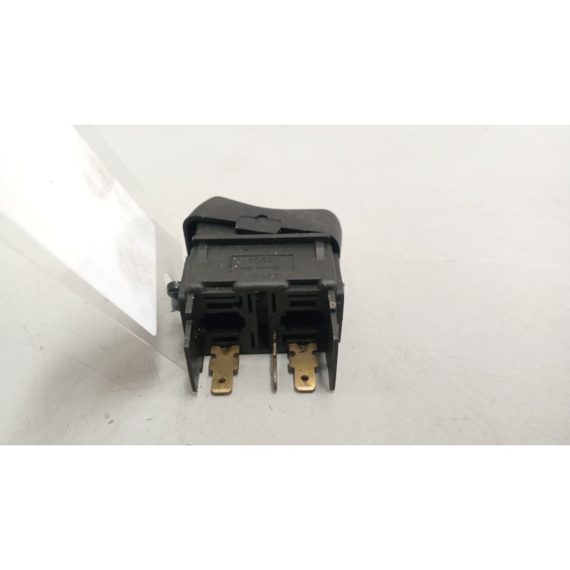 Recambio de interruptor para scania serie 4 (p/r 124 l) 11.7 diesel referencia OEM IAM 383744 - Rojo 3