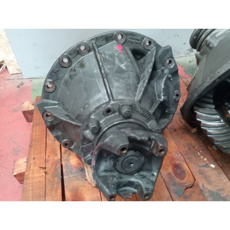 Recambio de grupo para scania 4 - series bus 94 cl/300 referencia OEM IAM r660 ratio:4.22/38x9 2090995