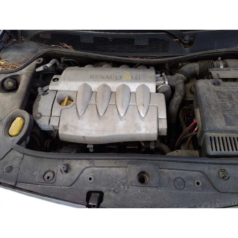 RENAULT MEGANE II CLASSIC BERLINA