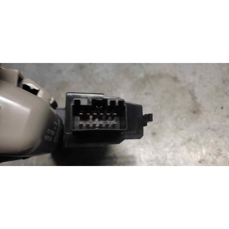 Recambio de mando elevalunas delantero derecho para volvo s80 berlina 2.4 (103kw) referencia OEM IAM 8622040 - Blanco 2