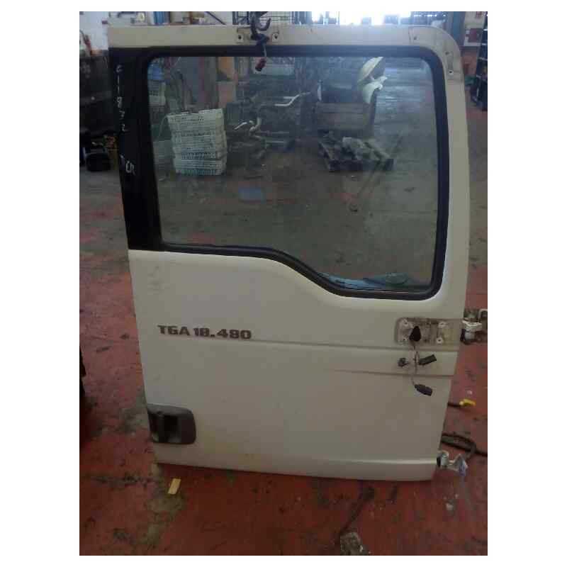 Recambio de puerta delantera derecha para man tg - a 18.xxx fg / bb   (e3/e4) xlx referencia OEM IAM   