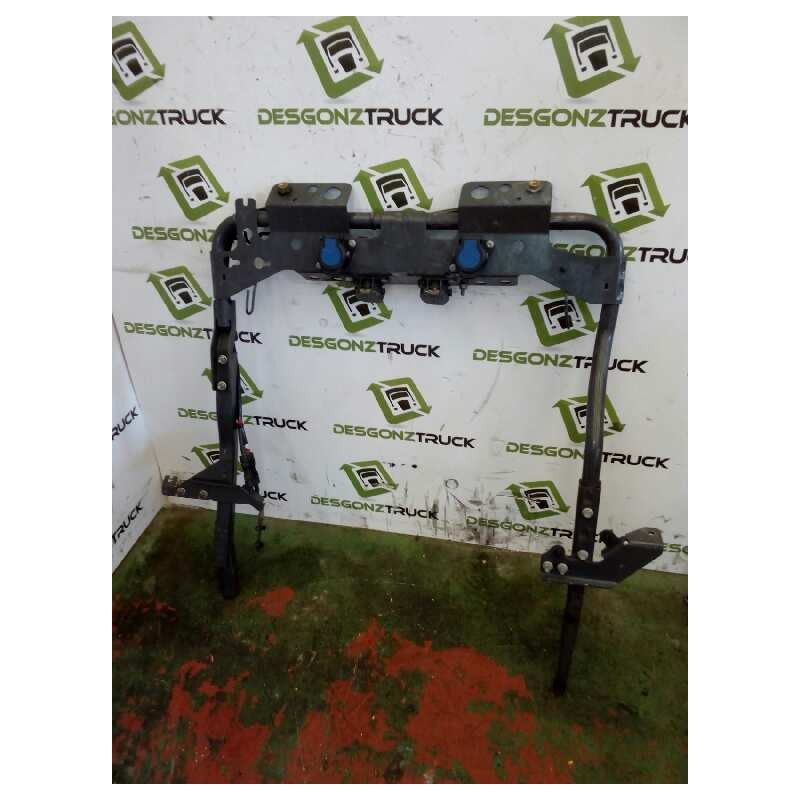 Recambio de puente cabina trasero para renault premium route 2006 fas 4x2 larga distancia referencia OEM IAM   