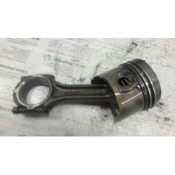 Recambio de piston para mitsubishi galloper (hyundai) 2.5 turbodiesel referencia OEM IAM   