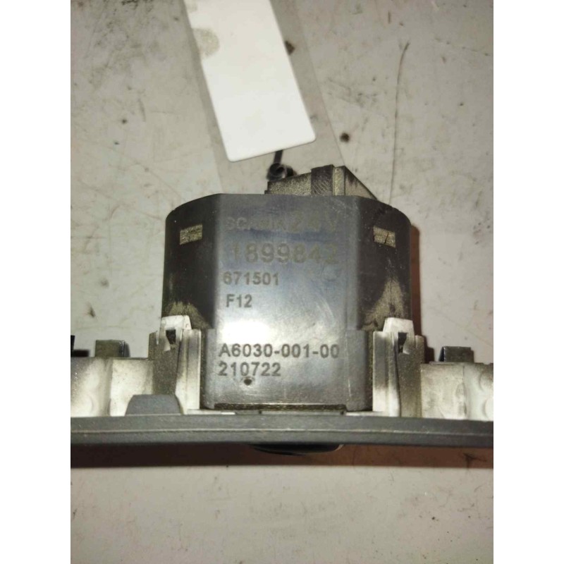 Recambio de interruptor para scania serie p/g/r (l-clase) 12.7 diesel referencia OEM IAM 1899842  INTERRUPTOR BLOQUEO - Blanco 3