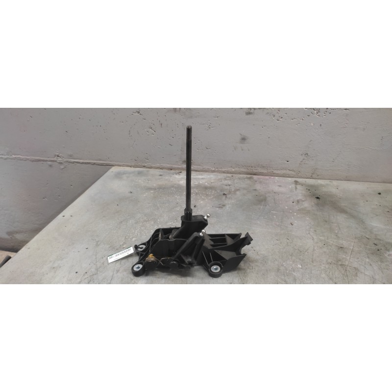 Recambio de palanca cambio para ford fiesta (cb1) ambiente referencia OEM IAM 8A6R7C453MBB 2