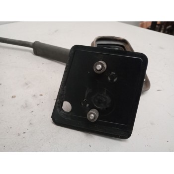 Recambio de brazo retrovisor izquierdo para iveco eurocargo 05.03  fki 100 e tráfico urbano referencia OEM IAM   