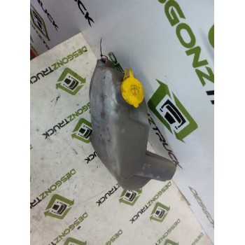 Recambio de deposito limpia para nissan trucks cabstar e 110.35 referencia OEM IAM 28902F3900  