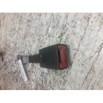 ENGANCHE DE CINTURON DELANTERO DERECHO 33030395 684038 