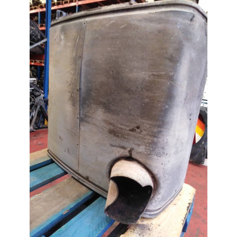 Recambio de silenciador trasero para man tg - a 18.430 fg / bb (e3/e4) xl referencia OEM IAM 81151010346 - Blanco 3