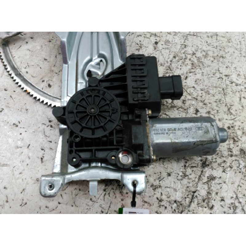 Recambio de elevalunas delantero derecho para opel astra g berlina club referencia OEM IAM 90521882 119951200 3