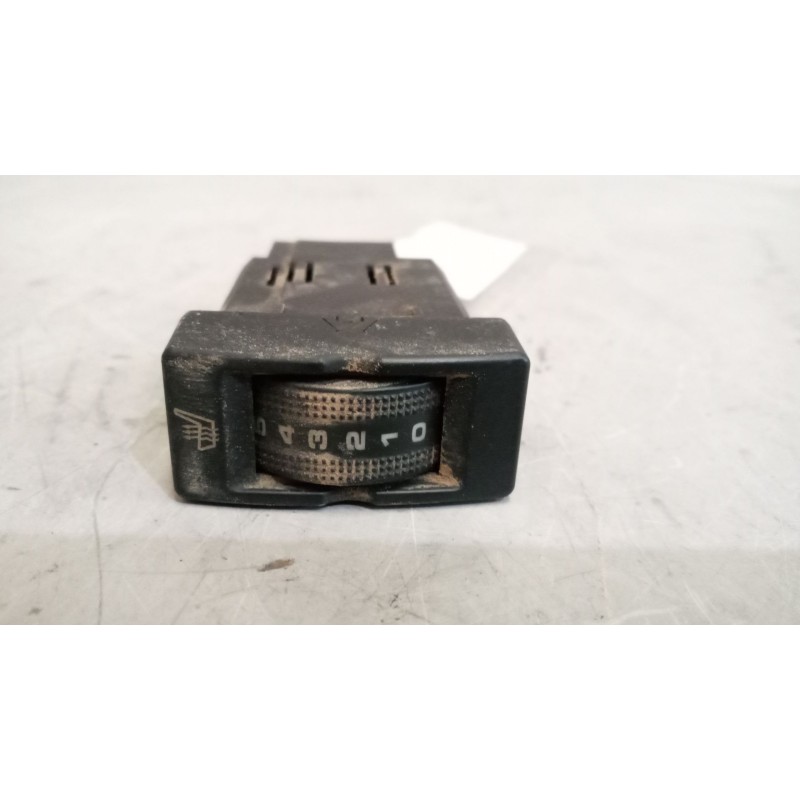 Recambio de interruptor para man tgx 18.xxx 12.4 diesel referencia OEM IAM 81259070317  