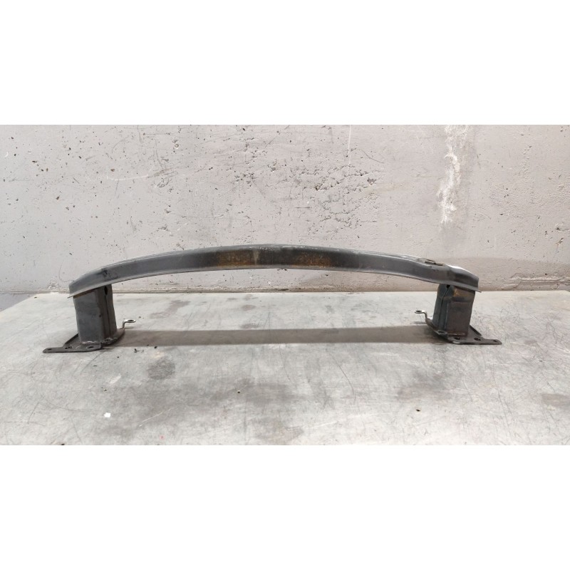 Recambio de refuerzo paragolpes delantero para seat leon (1p1) 1.6 tdi referencia OEM IAM - Blanco 3