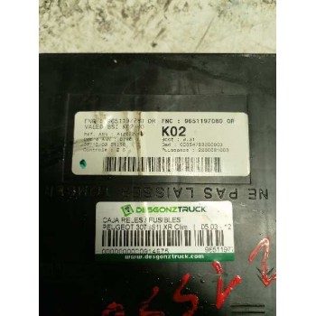 Recambio de caja reles / fusibles para peugeot 307 (s1) xr clim referencia OEM IAM 9651197780 9651197080 BSI